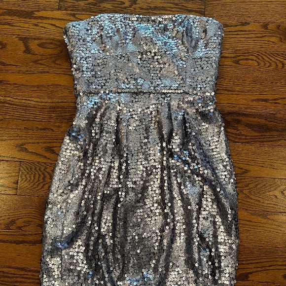 BCBG Max Azria Sequin strapless dress size 8 in lilac mist - Picture 1 of 7